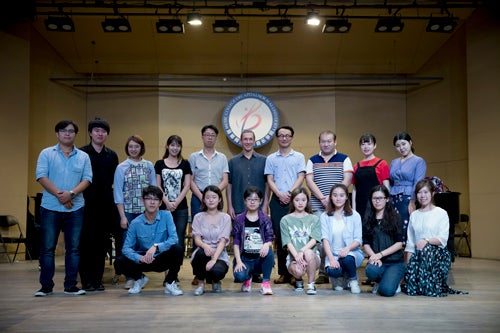 neal-with-conducting-faculty-and-students_500p