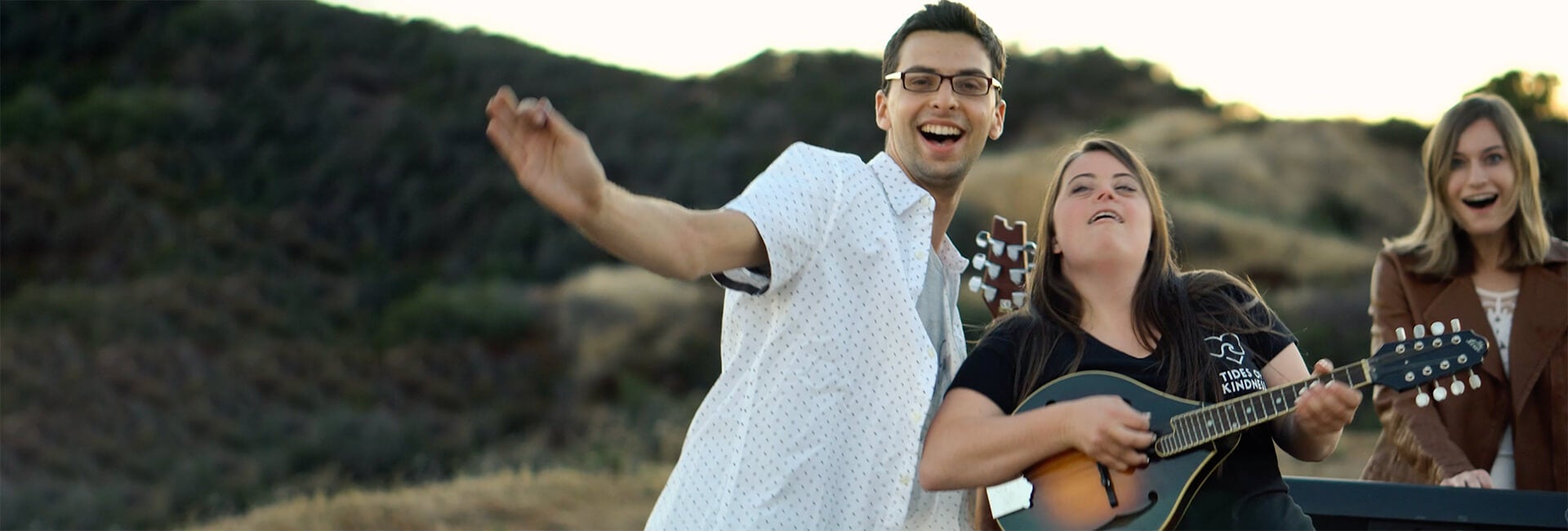 Hello Noon Run Free Video