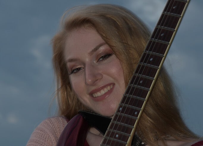 guitar hug