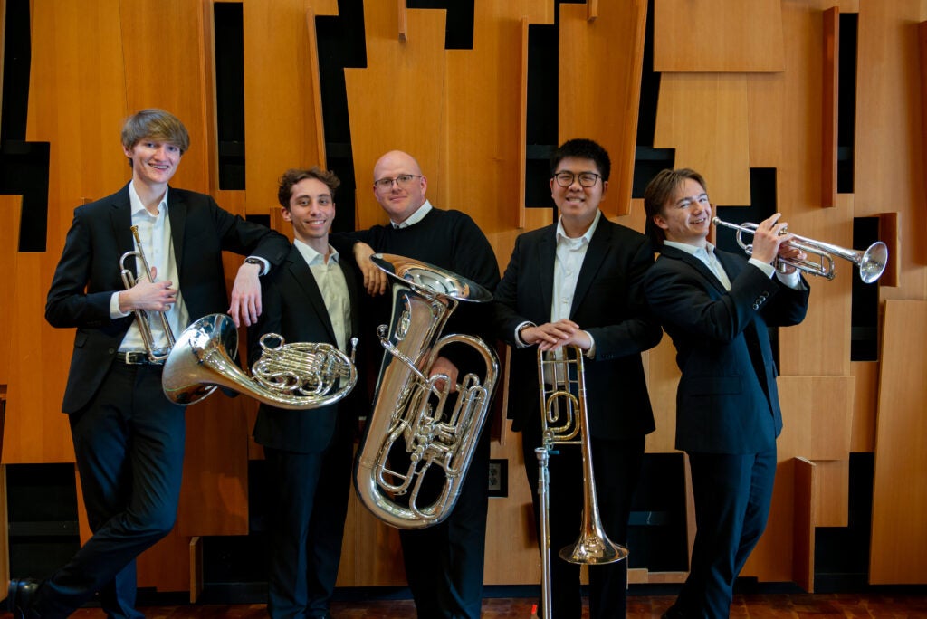 Gluck<br />
Brasstronauts Quintet